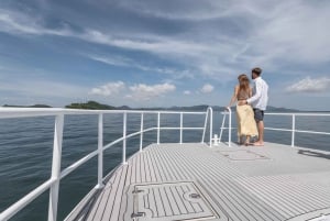 Phuket: Phi Phi, Maya & Bamboo By Premium Speed Catamaran