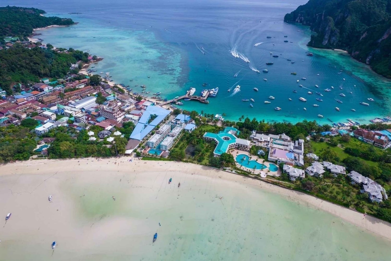 Phuket: Phi Phi Maya Bamboo Island med snabb katamaran