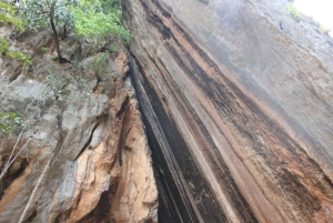 푸켓 제임스 본드 섬으로 가는 개인 보트 전세