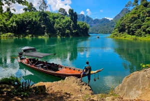 Phuket: Private Tagestour Khao Sok mit Bootstour zum See und Mittagessen