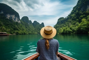 Phuket: Private Tagestour Khao Sok mit Bootstour zum See und Mittagessen