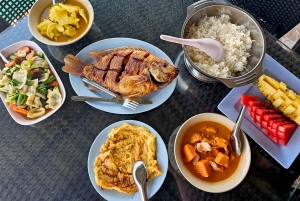 Phuket: Private Tagestour Khao Sok mit Bootstour zum See und Mittagessen