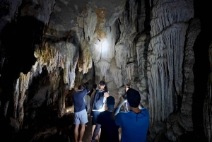 Phuket: Private Tagestour Khao Sok mit Bootstour zum See und Mittagessen