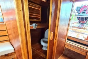 プーケットパンガー湾へのプライベート・ヴィンテージ・ボート・トリップ