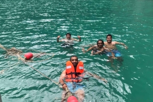 푸켓 피피 & 카이 섬으로 가는 개인 스피드 보트 전세