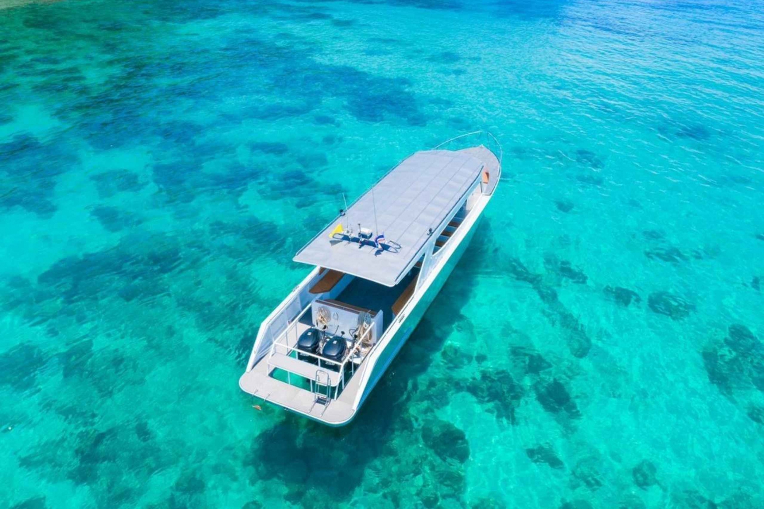 Phuket: Prywatna łódź motorowa na Phi Phi - Maya - Wyspy Bambusowe