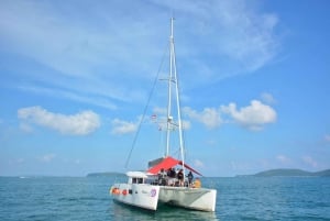 Phuket privat solnedgangskrydstogt med katamaran-yacht
