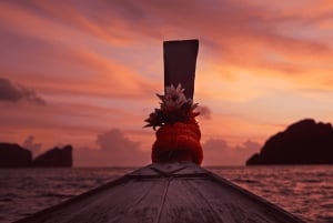 Phuket: crociera privata al tramonto su un longtail boat di lusso