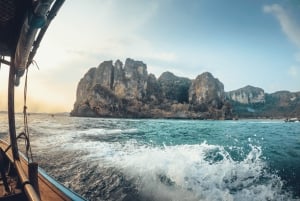 Phuket: crociera privata al tramonto su un longtail boat di lusso