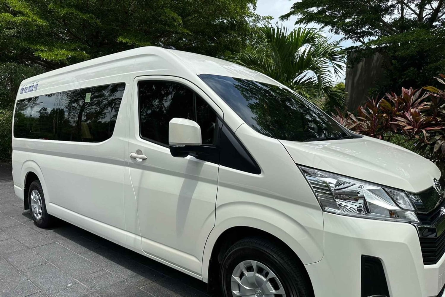 Phuket: Aluguer de carrinha privada com motorista para um dia inteiro