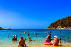 Phuket: PromthepCape, svømmetur Ya-Nui Beach, Buddha, Chalong Temple