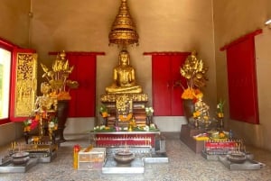Phuket: PromthepCape, svømmetur Ya-Nui Beach, Buddha, Chalong Temple