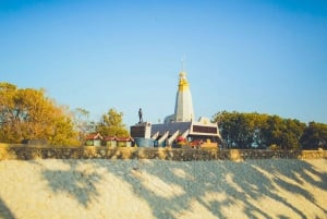 Phuket: PromthepCape, svømmetur Ya-Nui Beach, Buddha, Chalong Temple