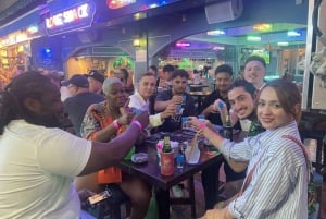 Phuket: Bar Crawl Tour