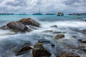 Phuket: Racha ja Banana Beach pikaveneellä lounaalla.