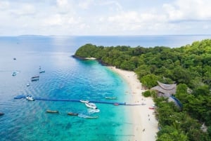 Phuket: Racha ja Banana Beach pikaveneellä lounaalla.