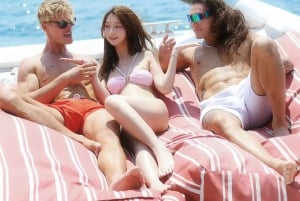 Phuket: Racha og Coral Island Catamaran-dagstur med DJ-fest