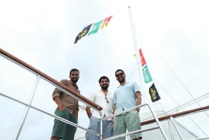 Phuket: Racha & Coral Island Catamarantocht met schuimfeest