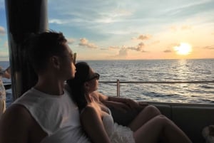 Phuket: Racha & Coral Island Catamarantocht met schuimfeest