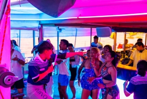 Phuket: Racha i Wyspa Koralowa - 1-dniowa wycieczka jachtem OMBRE Yacht