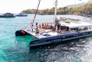 Phuket: Racha i Wyspa Koralowa - 1-dniowa wycieczka jachtem OMBRE Yacht