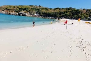 푸켓 라차 섬 스노클링 또는 스쿠버 다이빙 투어