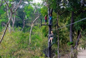 Phuket: Expedição de tirolesa ecológica na floresta tropical