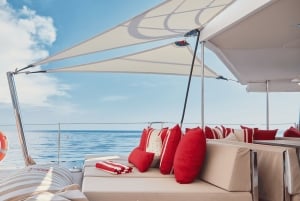 Phuket: Excursão pelas ilhas em iate à vela e cruzeiro de dia inteiro com festa