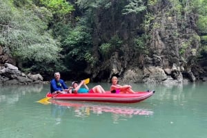 Phuket: Canoa di mare e plancton incandescente con un tour in catamarano veloce