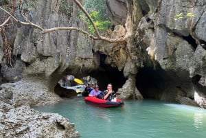 Phuket: Canoa di mare e plancton incandescente con un tour in catamarano veloce