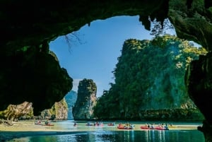 Phuket: Canoa di mare e plancton incandescente con un tour in catamarano veloce