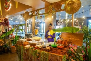 Phuket: Siam Niramit Premium (show, middag og transport)