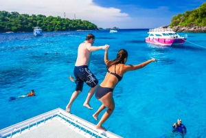 푸껫: 시밀란섬 스피드 보트 카타마란 당일 여행