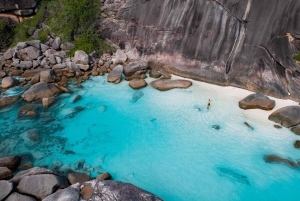 Phuket: Dagstur med hurtigbåt til Similan-øyene med lunsj