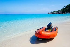 Phuket: Dagstur med hurtigbåt til Similan-øyene med lunsj