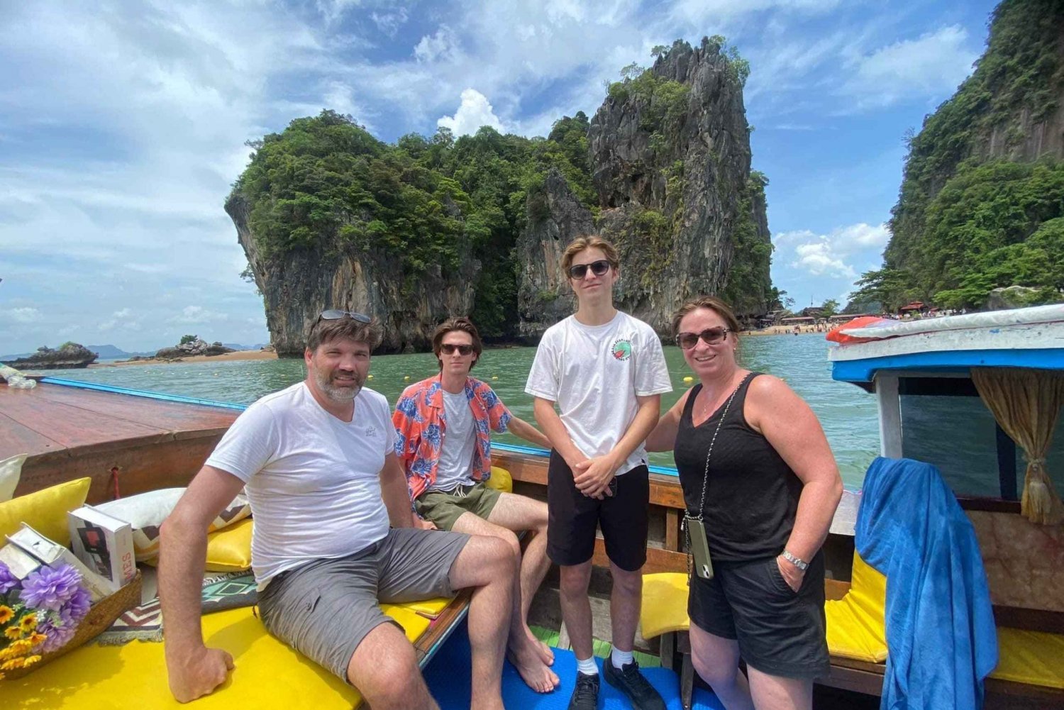 Phuket: Tour dell'isola di James Bond all'alba e del santuario degli elefanti