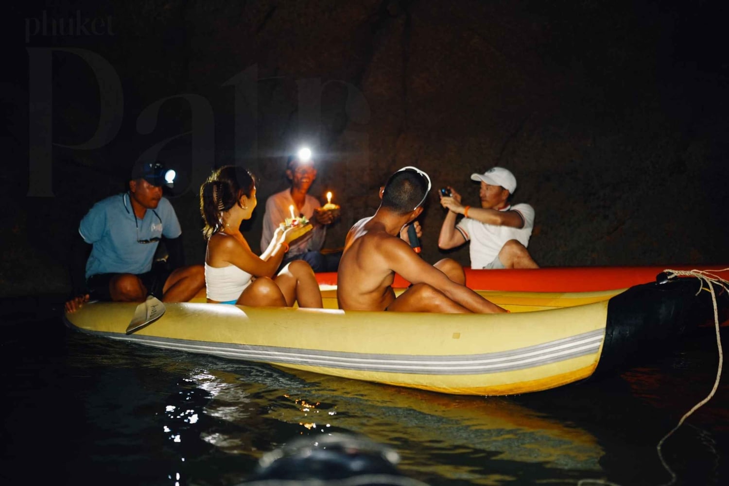 Phuket: Phang Nga Bay: Auringonlaskun äyriäisruokaristeily Phang Nga Bayssä
