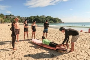 Phuket: Clases de surf para principiantes en la playa de Kata