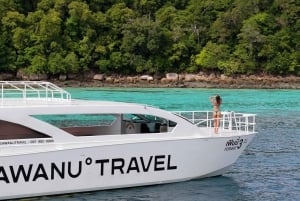 Phuket: Surin-øyene og Moken-landsbyen med premium katamaran