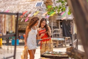 Phuket: Surin-øyene og Moken-landsbyen med premium katamaran