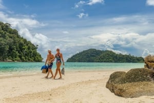 Phuket: Surin-øyene og Moken-landsbyen med premium katamaran