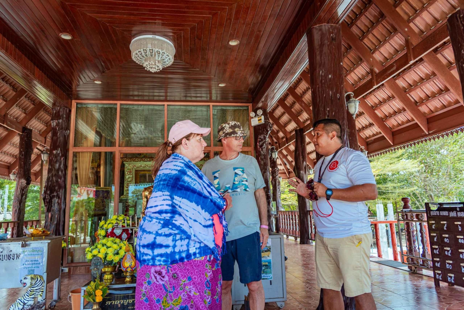 Phuket: temppeli, tsunamin muistomerkki, kilpikonnakeskus ja norsu