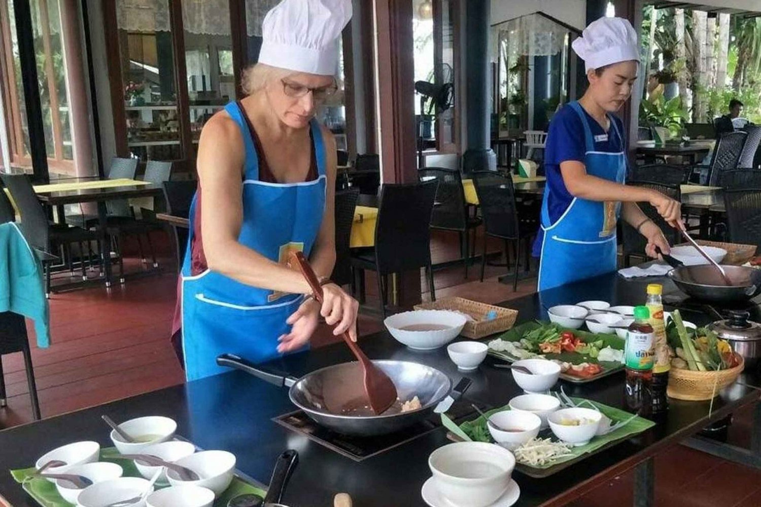 Phuket :Thai Cooking Class with local Market Visit