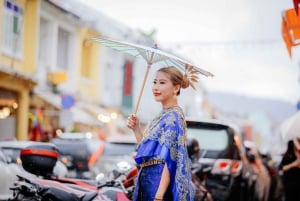 Phuket: Thai Costume Rental & Photoshoot in Phuket Old Town