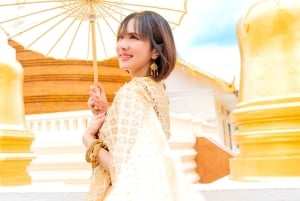 Phuket: Thai Costume Rental & Photoshoot in Phuket Old Town