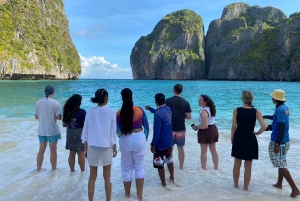 Ganztägiger Luxus-Schnellboot-Charter von Phuket nach Phi Phi