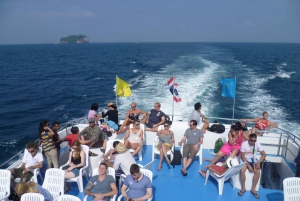 Phuket: Transfer from Airport and Ferry to Phi Phi Island