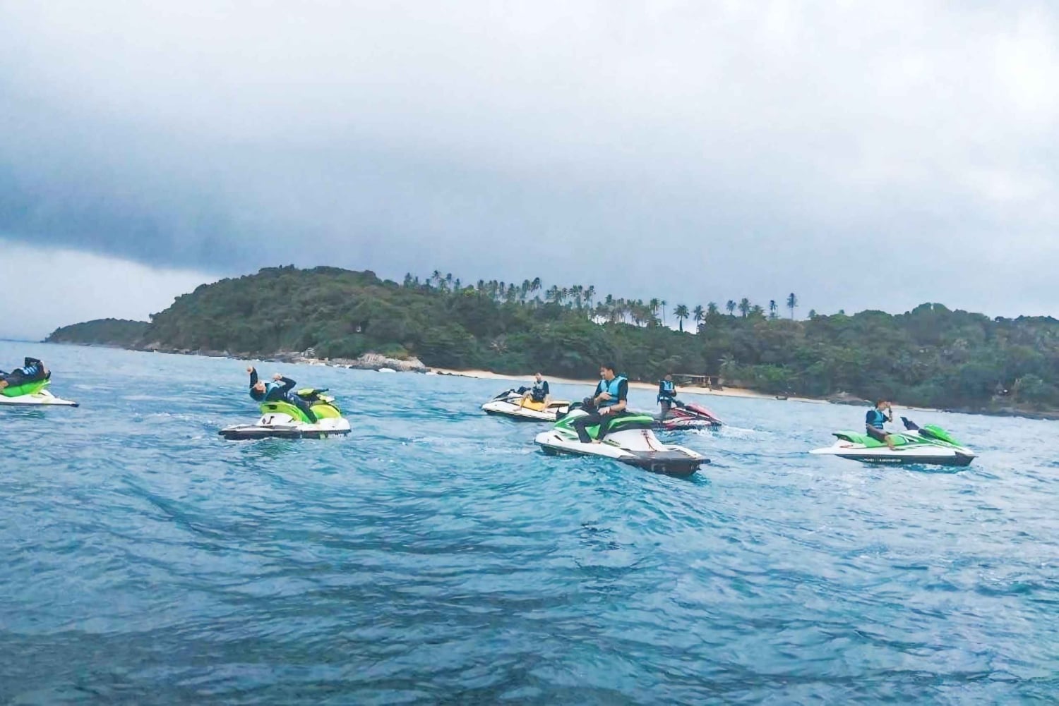 Phuket: Jet Ski Tour Patong Beach with 9 Check-in Points