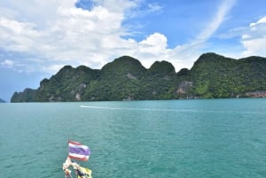 Phuket: Kanotur til Panak og James Bond-øya i skumringen
