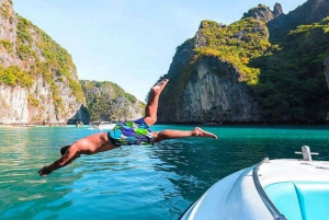Phuket: Barco particular VIP para a Ilha Phi Phi: Passeio de mergulho com snorkel